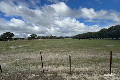 Property photo of 82 Robinson Road Herne Hill WA 6056