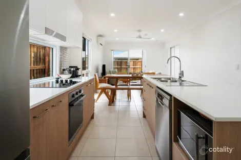 Property photo of 36 Blue Drive Banya QLD 4551