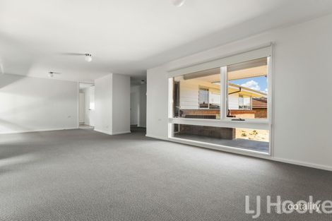 Property photo of 9 Whiteman Place Windradyne NSW 2795