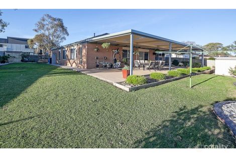 Property photo of 1 Eldershaw Drive Lynbrook VIC 3975