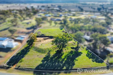 Property photo of 32 Matilda Crescent Gumly Gumly NSW 2652