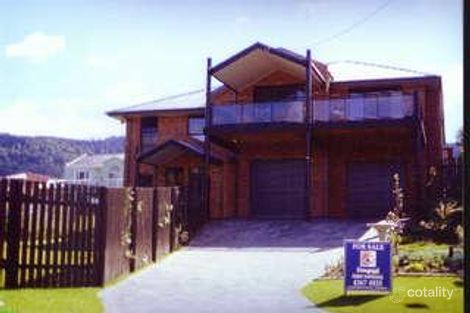 Property photo of 30 Corbett Avenue Thirroul NSW 2515