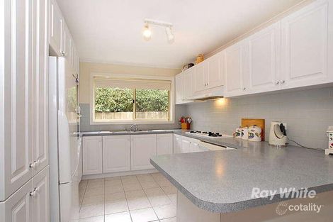 Property photo of 7 Ami Court Berwick VIC 3806
