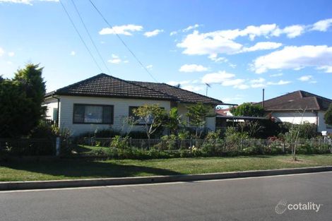 77 Queen St, Canley Heights, NSW 2166