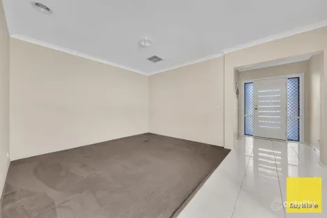 Property photo of 8 Winona Circuit Tarneit VIC 3029