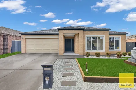 Property photo of 8 Winona Circuit Tarneit VIC 3029