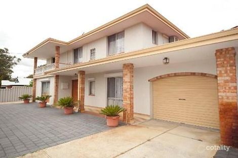 70 Dutton Cres, Hamersley, WA 6022