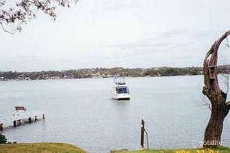 Property photo of 177 Coal Point Road Coal Point NSW 2283