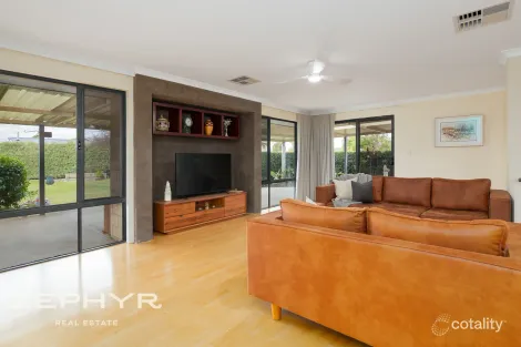 Property photo of 38 Leschenaultia Circle Donnybrook WA 6239