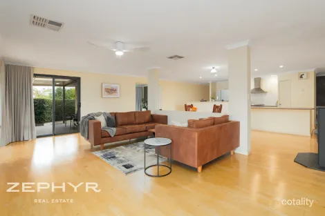 Property photo of 38 Leschenaultia Circle Donnybrook WA 6239