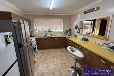 Property photo of 16 Hunter Street Nanango QLD 4615