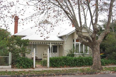 17 Broomfield Ave, Alphington, VIC 3078