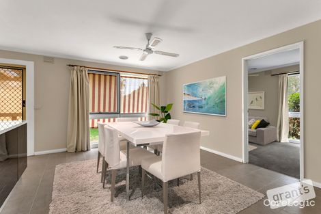 Property photo of 4 Beverly Court Narre Warren VIC 3805