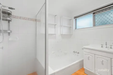 Property photo of 3 Rumsey Drive Raceview QLD 4305