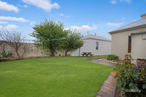Property photo of 92 Koroit Street Warrnambool VIC 3280