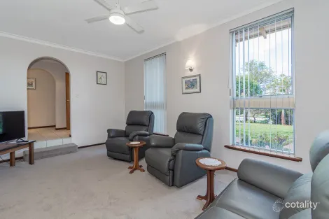 Property photo of 30 Dutton Crescent Hamersley WA 6022