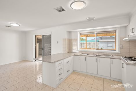 Property photo of 4 Davidson Court Altona Meadows VIC 3028