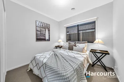 Property photo of 10 Celosia Street Clyde VIC 3978