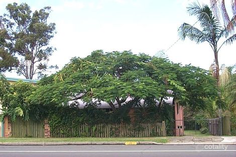 26 Ridgeway Ave, Southport, QLD 4215