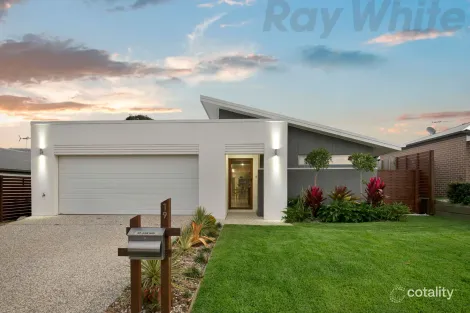 Property photo of 19 East Ridge Street Thornlands QLD 4164