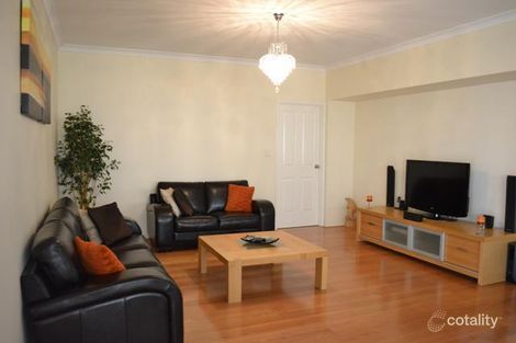 Property photo of 25 Loretta Fairway Carramar WA 6031
