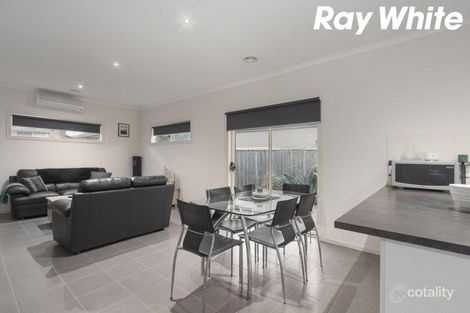 Property photo of 16 Lagoon Row Officer VIC 3809