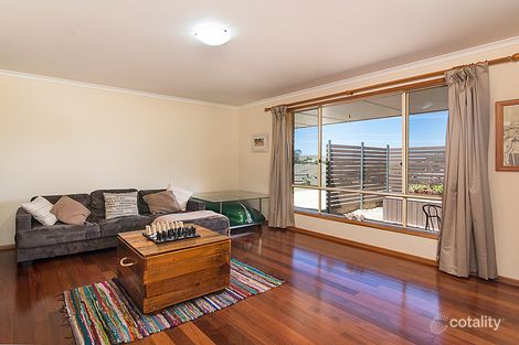 24 Illawong Rd, Paris Creek, SA 5201