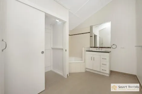 Property photo of 1/3 Princes Road Hyde Park QLD 4812