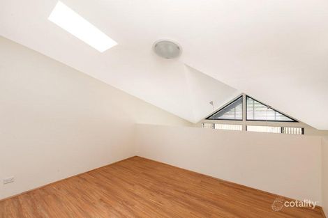Property photo of 13/12-14 Fisher Road Dee Why NSW 2099