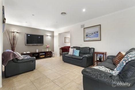 Property photo of 2 Pickwick Place Chelsea Heights VIC 3196
