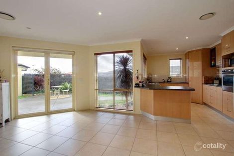 Property photo of 19 Kimberley Drive Traralgon VIC 3844