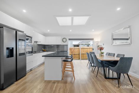 Property photo of 1/1 Olive Avenue Mount Waverley VIC 3149