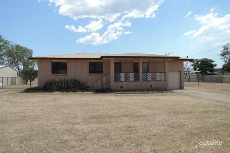 27 Daniel St, Lowood, QLD 4311