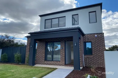 2/1 Sycamore St, Hoppers Crossing, VIC 3029