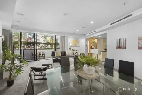 202/19 Albert Ave, Broadbeach, QLD 4218