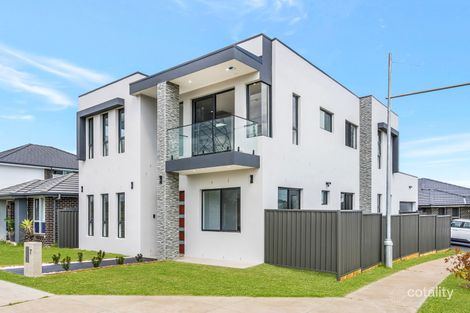 Property photo of 7 Glory Loop Catherine Field NSW 2557