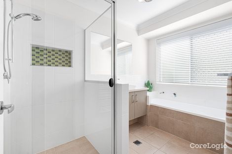 Property photo of 40 Barrinia Street Manly QLD 4179