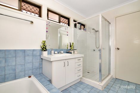 Property photo of 24 Blenheim Crescent Yamanto QLD 4305