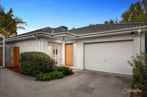 2/33 JAMES RD, FERNTREE GULLY, VIC 3156