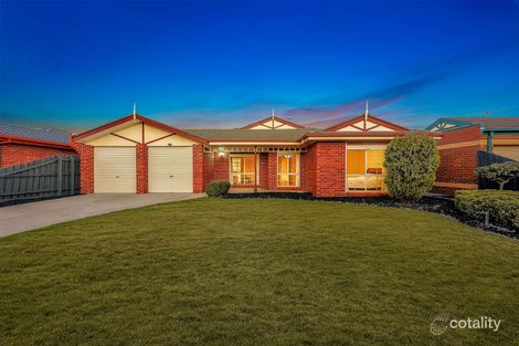 Property photo of 3 Gibney Close Roxburgh Park VIC 3064