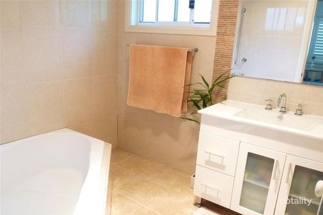 Property photo of 37 Springfield Crescent Springwood NSW 2777