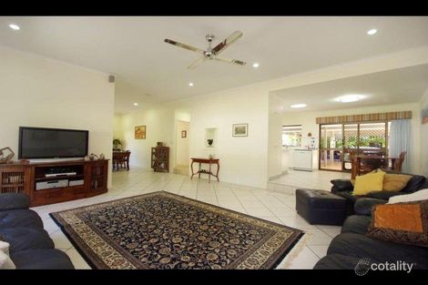 Property photo of 6 Forum Close Mooroobool QLD 4870