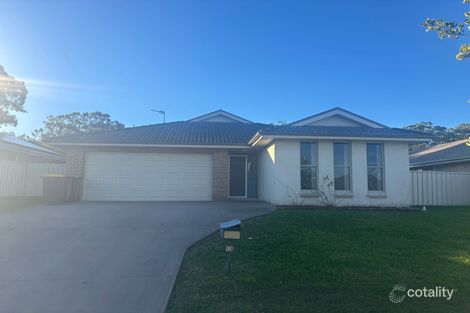 13 Closebourne Way, Raymond Terrace, NSW 2324