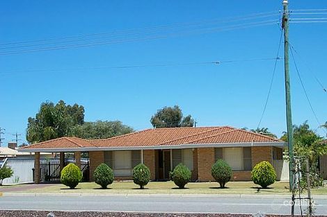 28 Southern River Rd, Gosnells, WA 6110