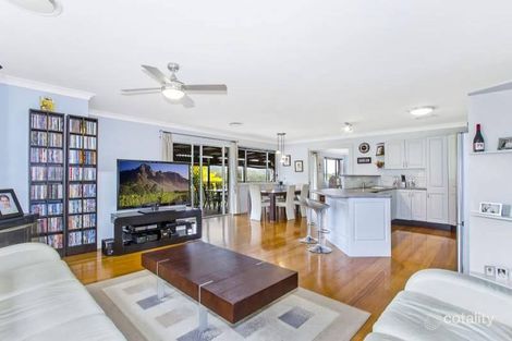 Property photo of 10 Crestview Place Lisarow NSW 2250