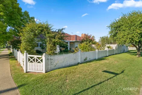 Property photo of 33 Curia Street Mansfield VIC 3722
