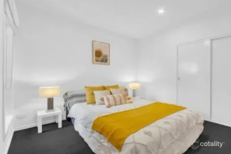 Property photo of 21 Bronx Avenue Berwick VIC 3806