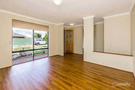 Property photo of 2 Onyx Lane Warnbro WA 6169