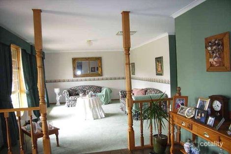 Property photo of 4 Foxfield Drive Onkaparinga Hills SA 5163