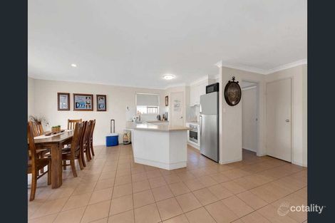 Property photo of 3 Toppers Drive Coral Cove QLD 4670